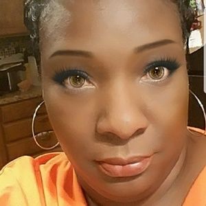 Meet your Posher, Carole